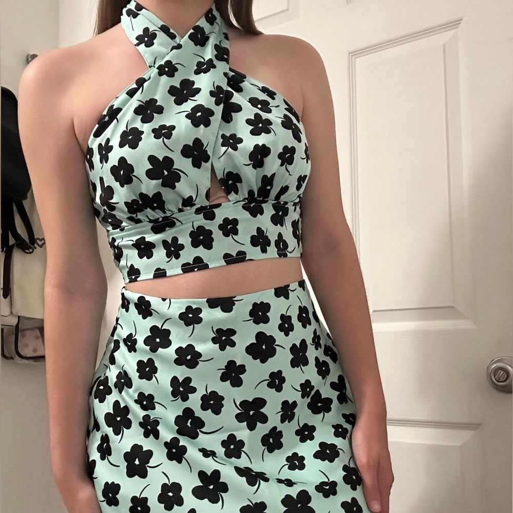 Cotton On Matching Floral Skirt and Top Set. XS bottom and S top.